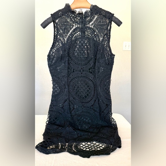 I.N. San Francisco Dresses & Skirts - I.N. San Francisco black lace dress size 7